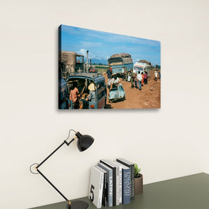 Chaos on the Road to Ben Hue – Vietnam War 5-Panel Canvas Wall Art