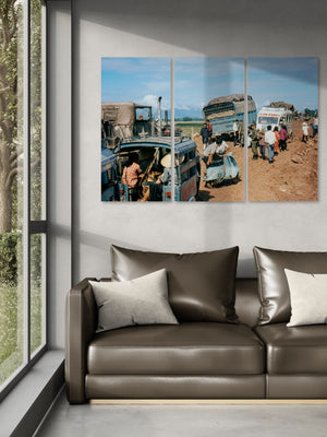 Chaos on the Road to Ben Hue – Vietnam War 5-Panel Canvas Wall Art